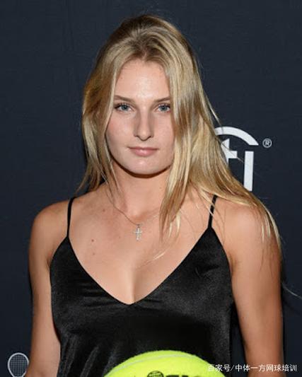 在揭幕战展 在揭幕战展