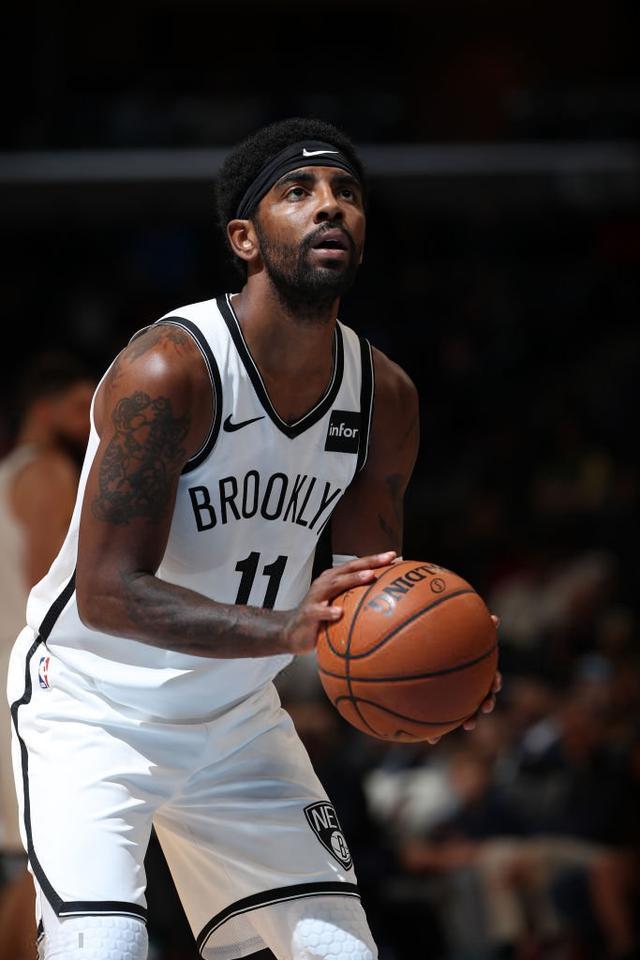 球交给他处 球交给他处