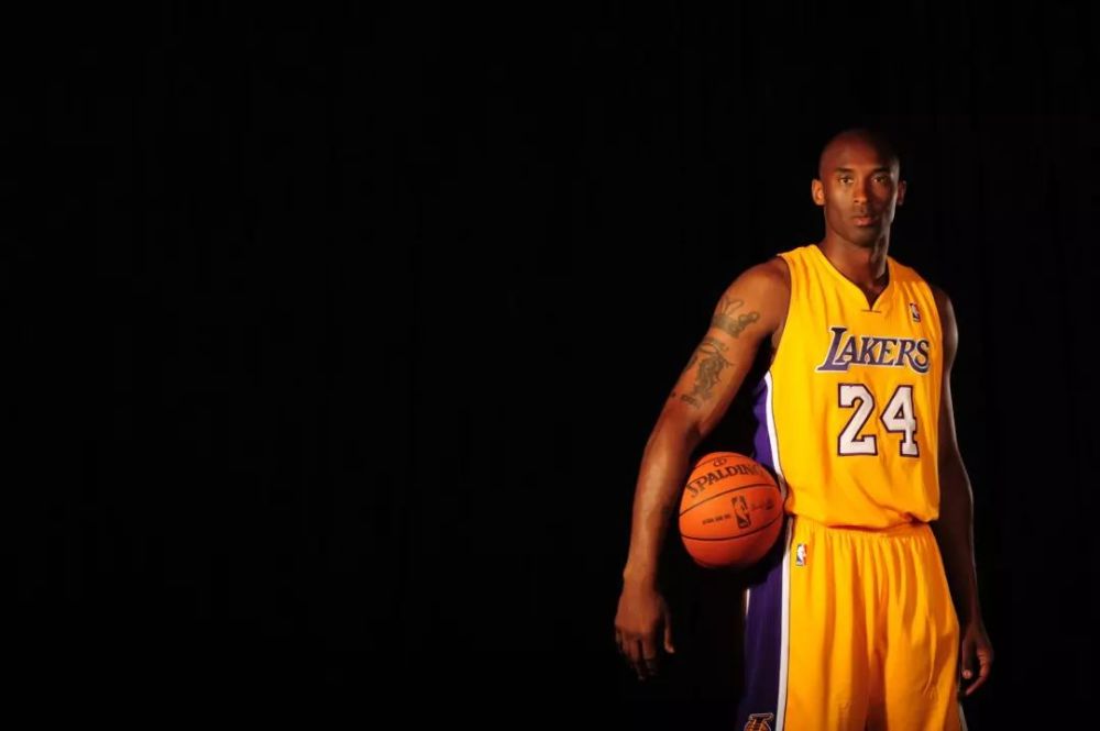 裁判肢体接 裁判肢体接